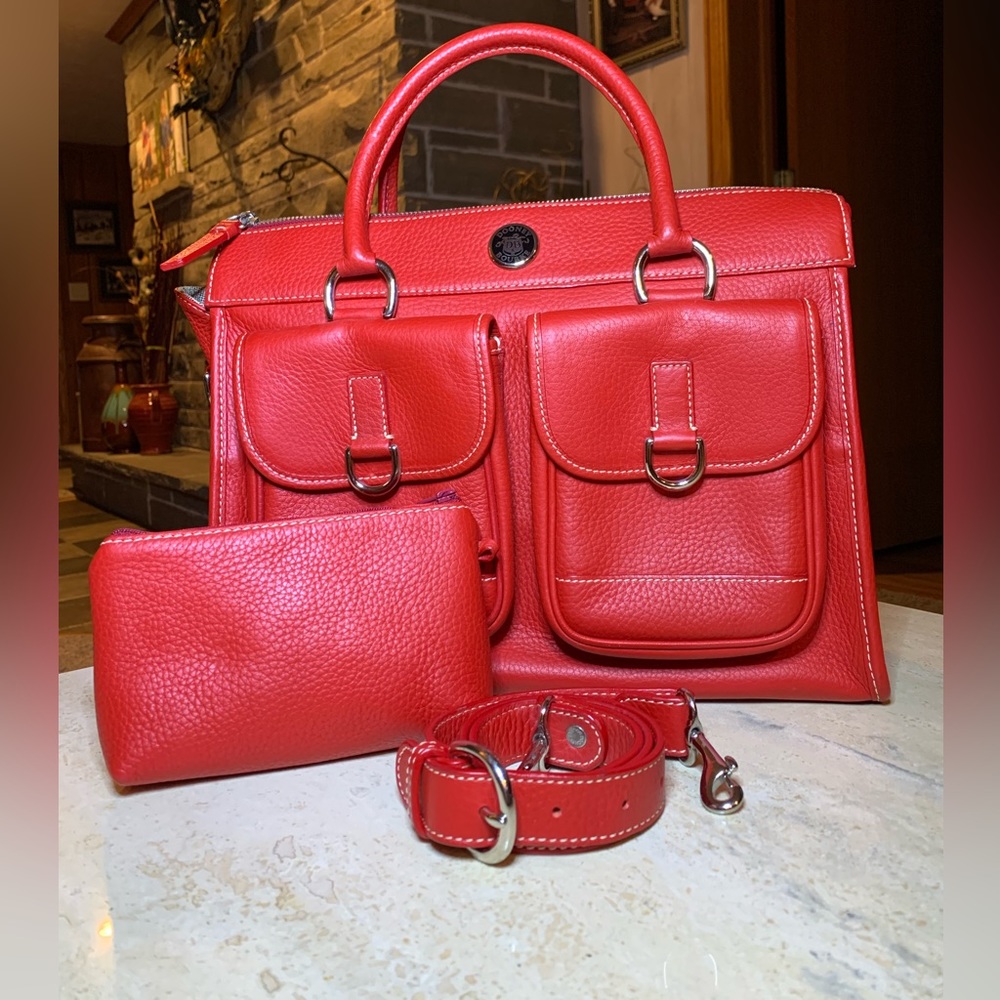 Dooney & Bourke Double Pocket Tote EUC